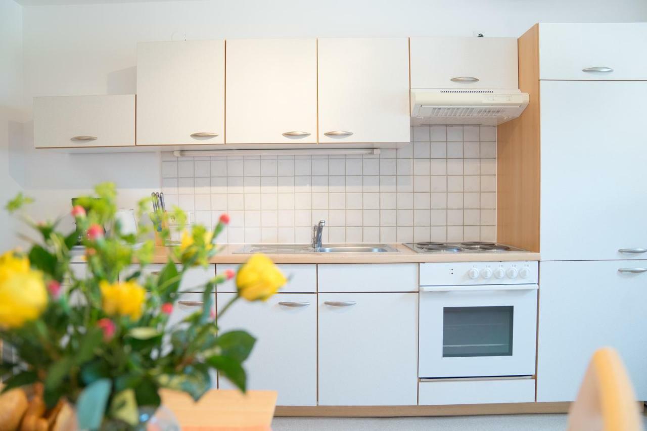 ロイタシュHaus Bertaアパートメント エクステリア 写真